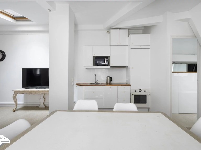 Apartment for Sale in 8th (golden Triangle - Parc Monceau), Golden Triangle - Trocadéro (8th - 16th) 4