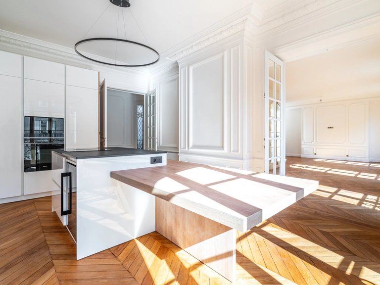 Apartment for Sale in 6th (saint Germain Des Prés - Luxembourg), Paris Left Bank (5th,6th & 7th ) 4