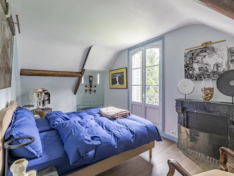 Castle/estate for Sale in Bury, Outside Paris (30 Km +) 13