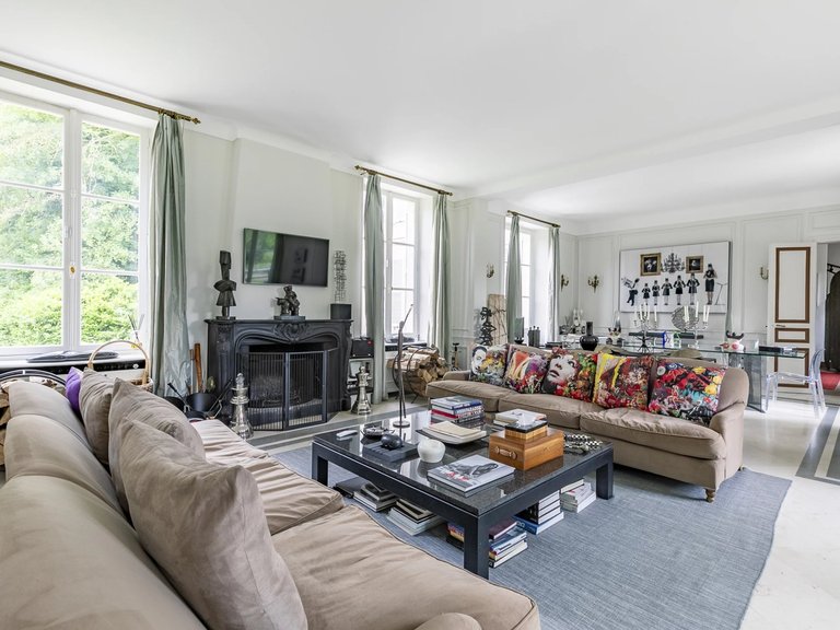 Castle/estate for Sale in Bury, Outside Paris (30 Km +) 7