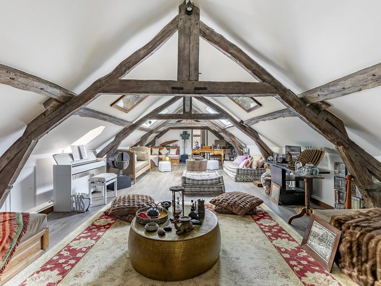 Castle/estate for Sale in Bury, Outside Paris (30 Km +) 8