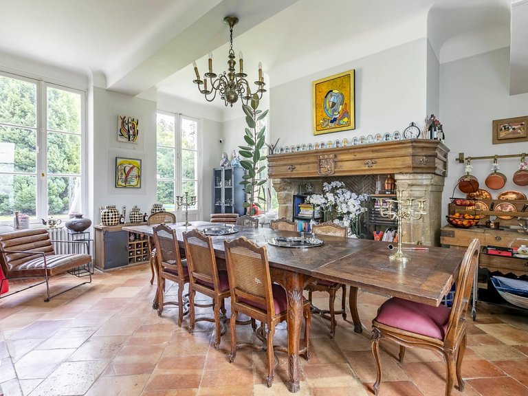 Castle/estate for Sale in Bury, Outside Paris (30 Km +) 9
