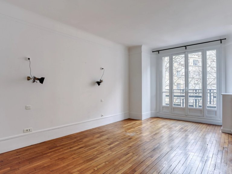 Apartment for Sale in 16th (trocadéro - Etoile - Passy), Golden Triangle - Trocadéro (8th - 16th) 12