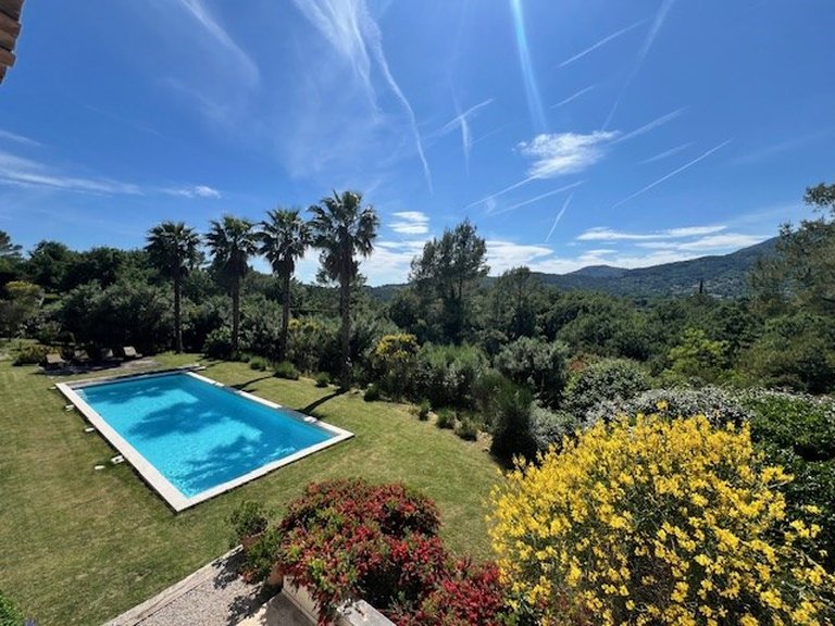 Villa for Sale in Fayence, Var Countryside (fayence, Lorgues, Cotignac) 6