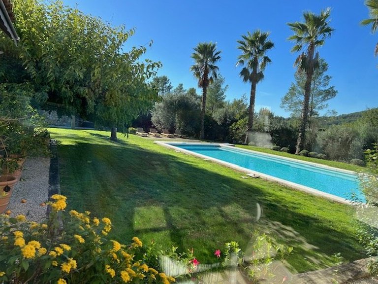 Villa for Sale in Fayence, Var Countryside (fayence, Lorgues, Cotignac) 10