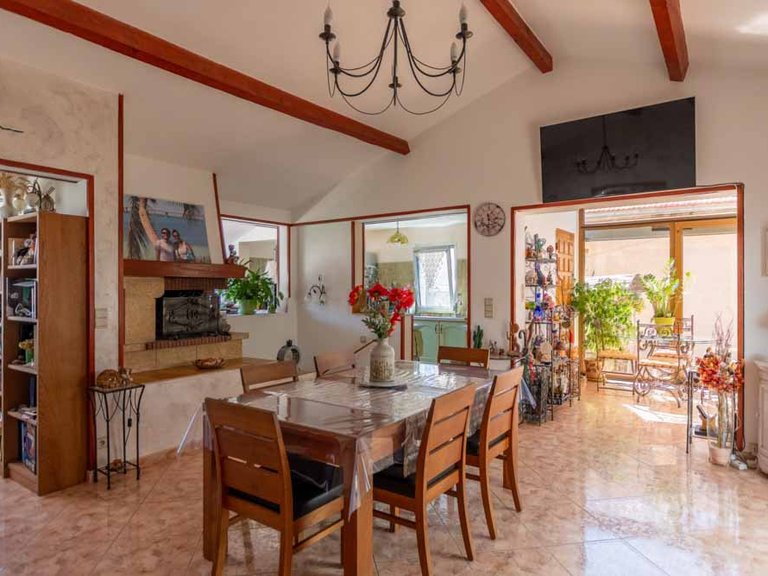 Villa for Sale in Cassis, Provence Coast (cassis To Cavalaire) 7