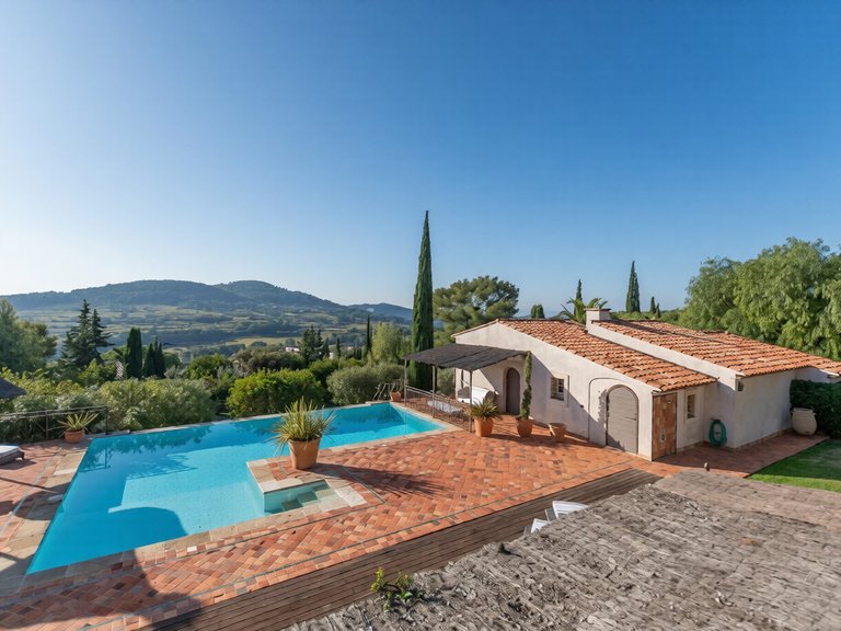 Villa for Sale in La Cadiere D Azur, Provence Coast (cassis To Cavalaire) 8