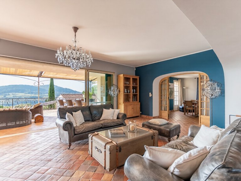 Villa for Sale in La Cadiere D Azur, Provence Coast (cassis To Cavalaire) 9