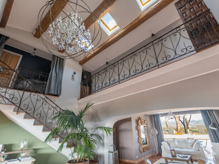Villa for Sale in La Cadiere D Azur, Provence Coast (cassis To Cavalaire) 10