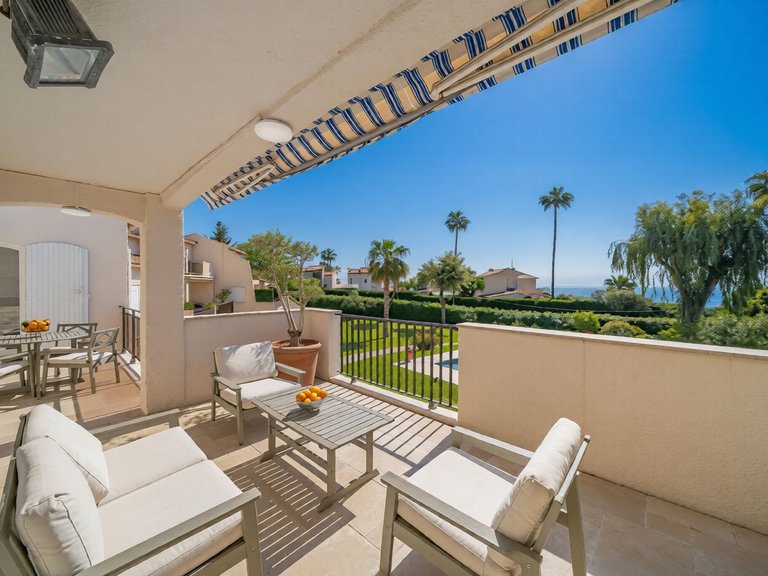 Villa for Sale in Cannes, Cannes Area 2
