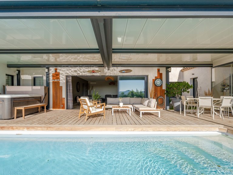 Villa for Sale in La Cadiere D Azur, Provence Coast (cassis To Cavalaire) 2