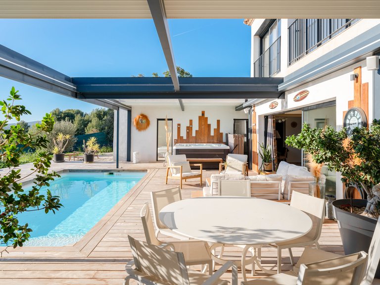 Villa for Sale in La Cadiere D Azur, Provence Coast (cassis To Cavalaire) 5