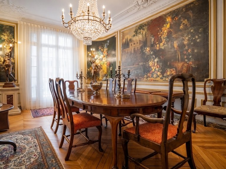 Apartment for Sale in 8th (golden Triangle - Parc Monceau), Golden Triangle - Trocadéro (8th - 16th) 4