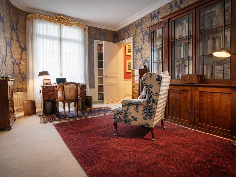 Apartment for Sale in 8th (golden Triangle - Parc Monceau), Golden Triangle - Trocadéro (8th - 16th) 10