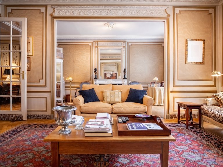 Apartment for Sale in 8th (golden Triangle - Parc Monceau), Golden Triangle - Trocadéro (8th - 16th) 5