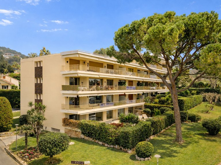 Apartment for Sale in Cannes, Cannes Area 1
