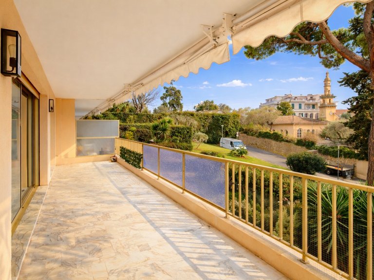 Apartment for Sale in Cannes, Cannes Area 3