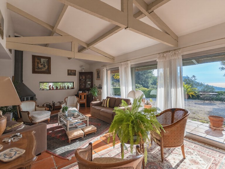 Villa for Sale in Cassis, Provence Coast (cassis To Cavalaire) 6