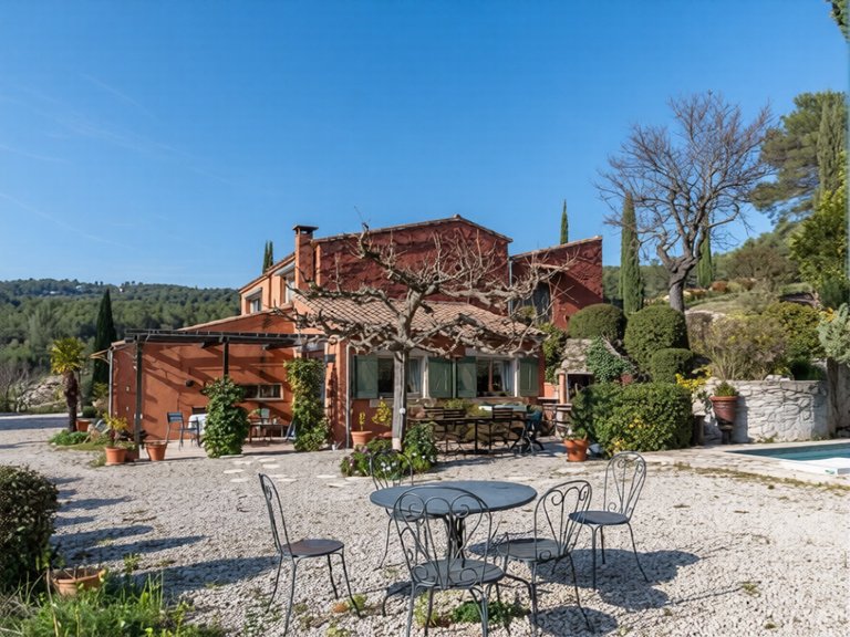 Villa for Sale in Cassis, Provence Coast (cassis To Cavalaire) 14