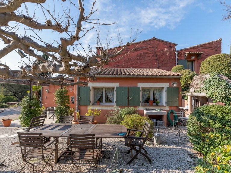 Villa for Sale in Cassis, Provence Coast (cassis To Cavalaire) 15