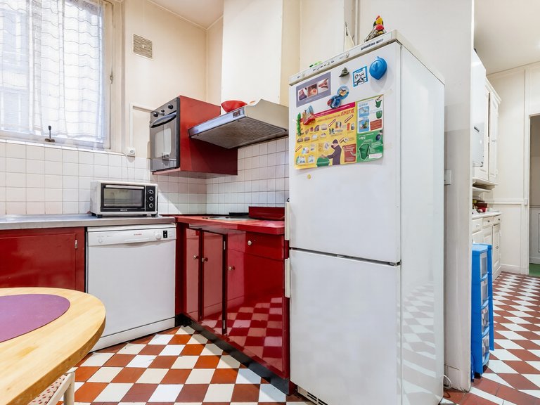 Apartment for Sale in 16th (trocadéro - Etoile - Passy), Golden Triangle - Trocadéro (8th - 16th) 7