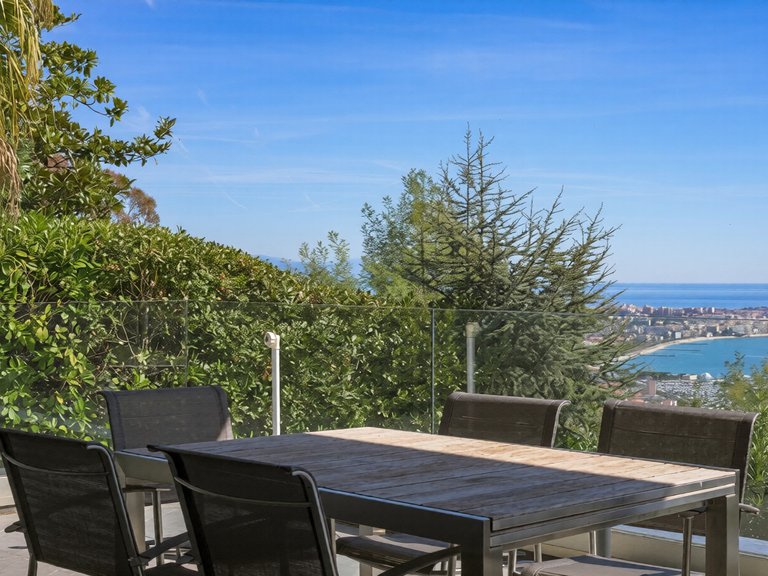 Villa for Sale in Cannes, Cannes Area 4