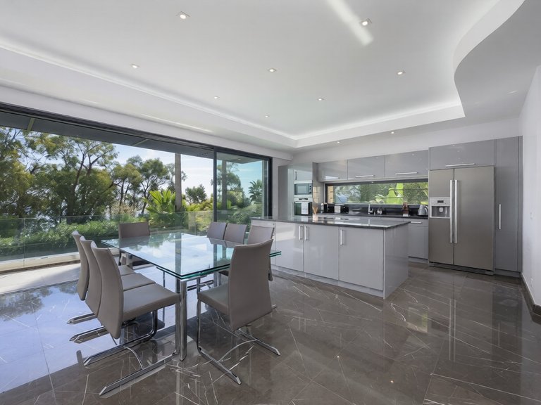 Villa for Sale in Cannes, Cannes Area 9