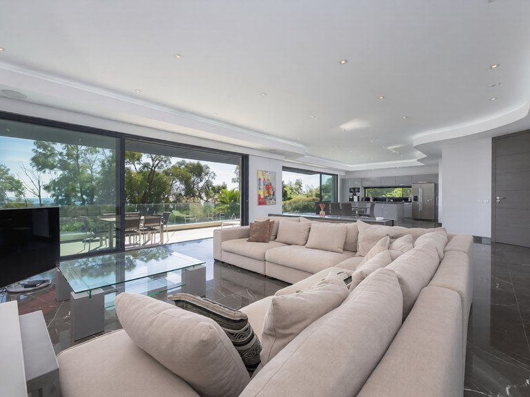 Villa for Sale in Cannes, Cannes Area 5