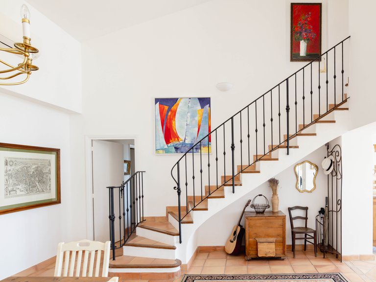 Villa for Sale in Les Issambres, St Raphaël, Ste Maxime Area 13