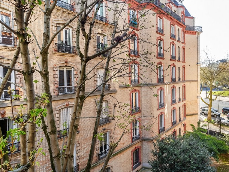 Apartment for Sale in 7th (invalides, Eiffel Tower, Orsay), Paris Left Bank (5th,6th & 7th ) 14