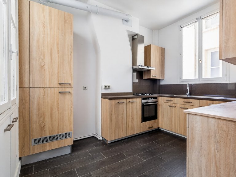 Apartment for Sale in 7th (invalides, Eiffel Tower, Orsay), Paris Left Bank (5th,6th & 7th ) 10