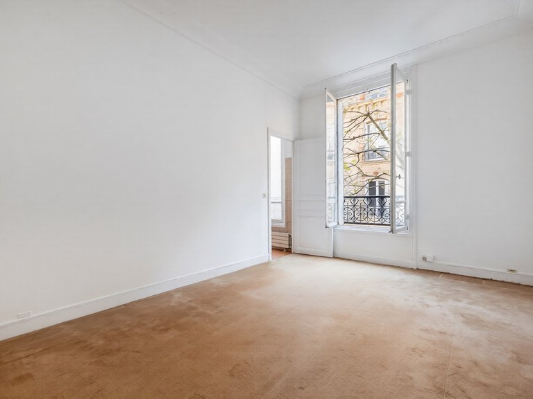 Apartment for Sale in 7th (invalides, Eiffel Tower, Orsay), Paris Left Bank (5th,6th & 7th ) 15