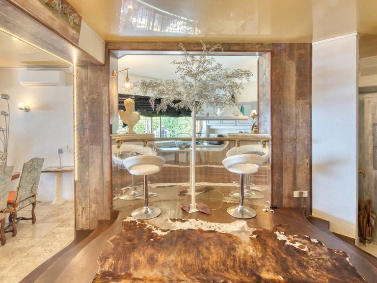 Villa for Sale in Villefranche Sur Mer, Villefranche, Cap Ferrat Area 13