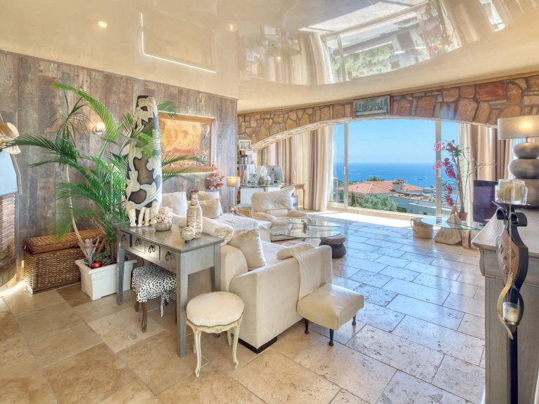 Villa for Sale in Villefranche Sur Mer, Villefranche, Cap Ferrat Area 3