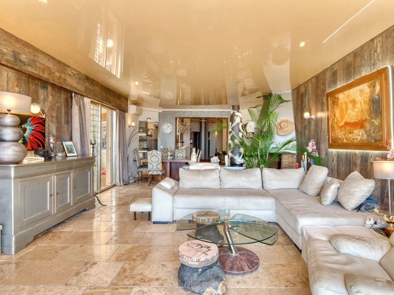 Villa for Sale in Villefranche Sur Mer, Villefranche, Cap Ferrat Area 7