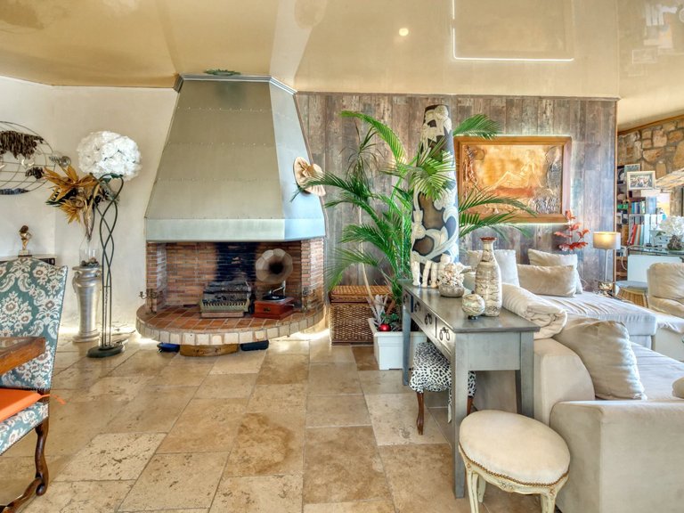 Villa for Sale in Villefranche Sur Mer, Villefranche, Cap Ferrat Area 10