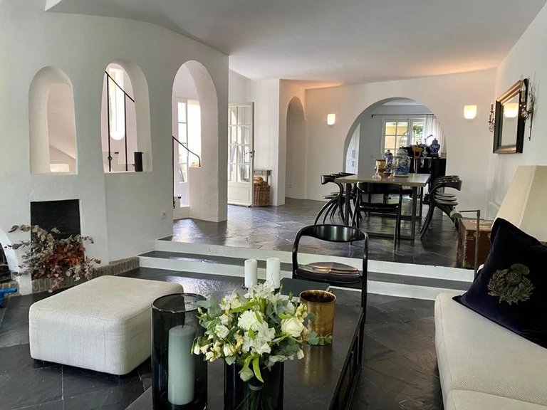 Villa for Sale in Mouans Sartoux, Mougins, Valbonne, Grasse Area 4