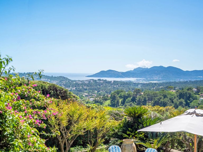 Villa for Sale in Mougins, Mougins, Valbonne, Grasse Area 4