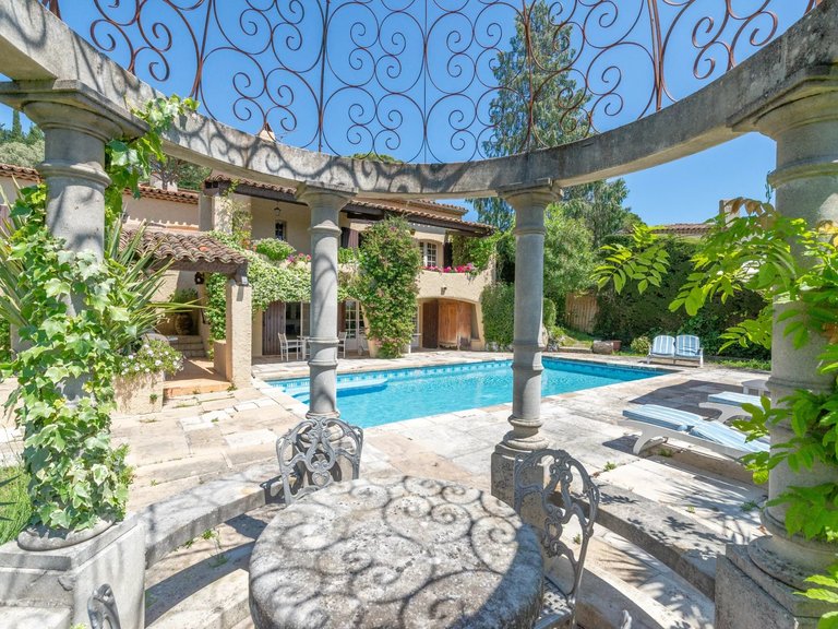 Villa for Sale in Mougins, Mougins, Valbonne, Grasse Area 6