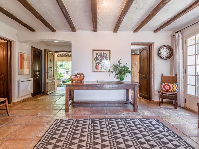 Villa for Sale in Mougins, Mougins, Valbonne, Grasse Area 9