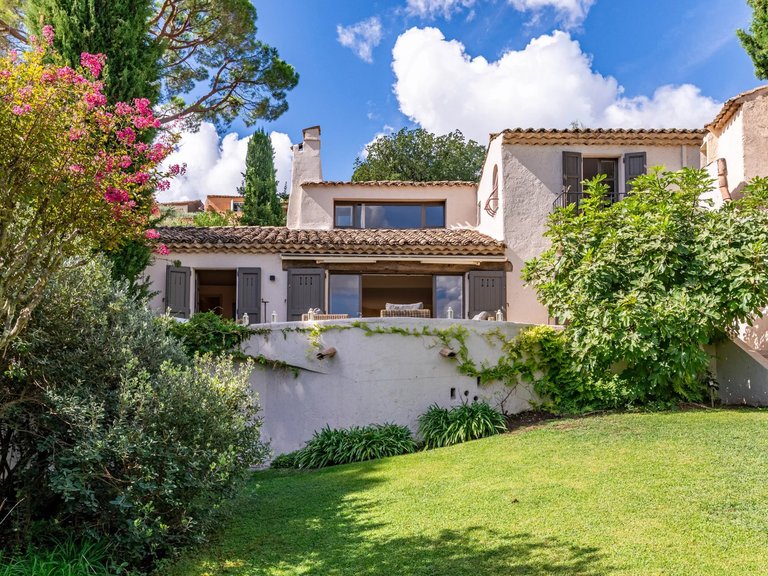 Villa for Sale in Mouans Sartoux, Mougins, Valbonne, Grasse Area 2