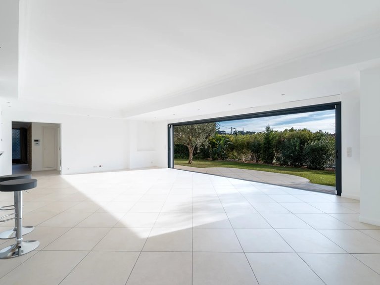 Villa for Sale in Mougins, Mougins, Valbonne, Grasse Area 4
