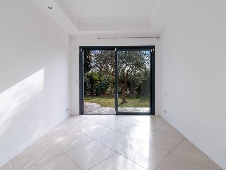 Villa for Sale in Mougins, Mougins, Valbonne, Grasse Area 6