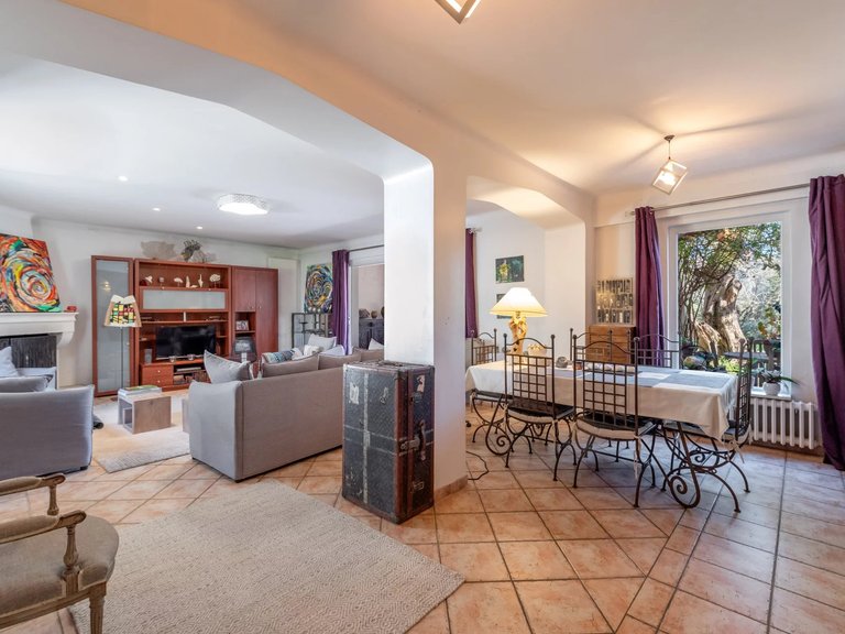 Villa for Sale in Mougins, Mougins, Valbonne, Grasse Area 4