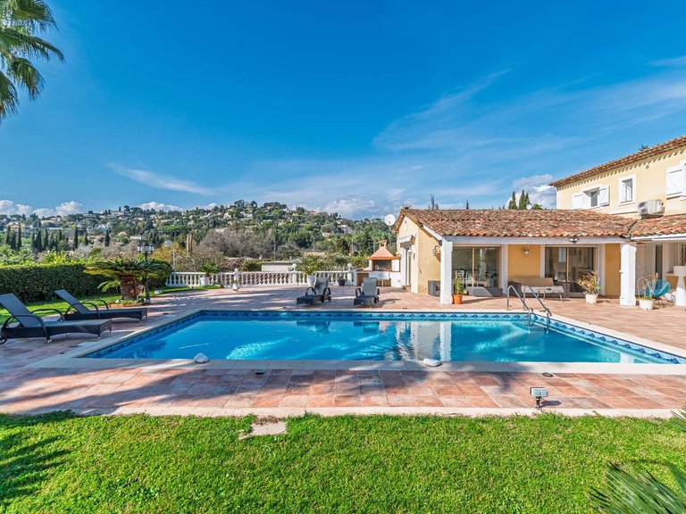 Villa for Sale in Mougins, Mougins, Valbonne, Grasse Area 2