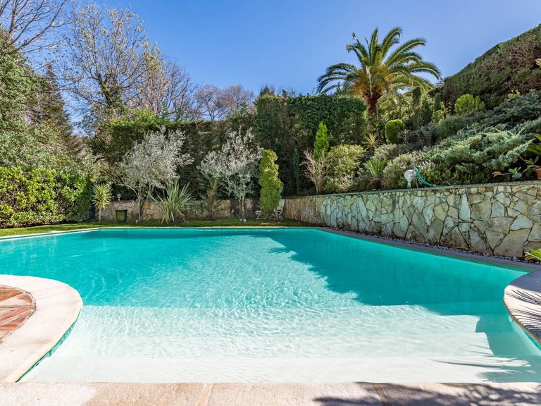 Villa for Sale in Mougins, Mougins, Valbonne, Grasse Area 1