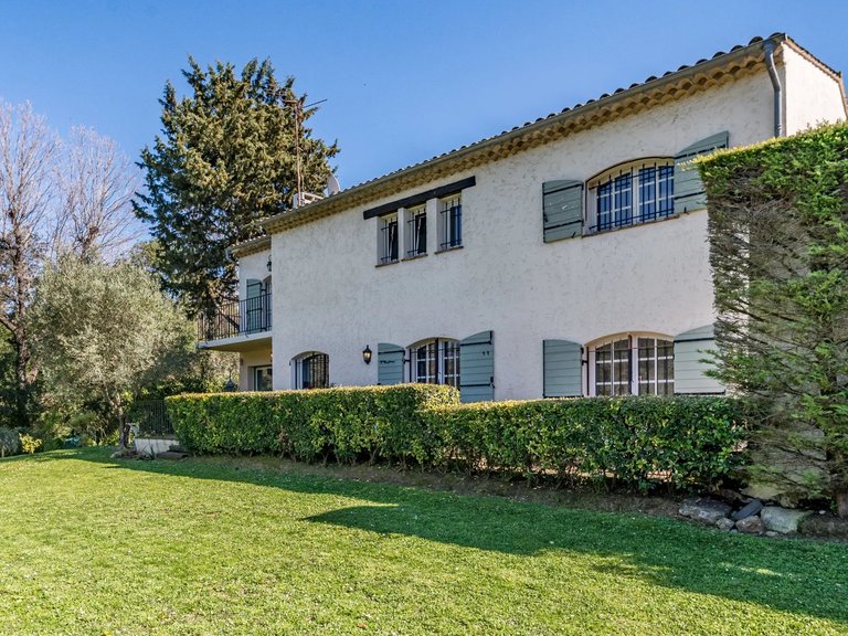 Villa for Sale in Mougins, Mougins, Valbonne, Grasse Area 2