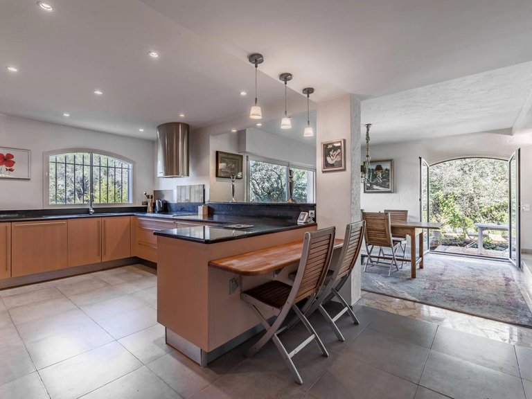 Villa for Sale in Mougins, Mougins, Valbonne, Grasse Area 6