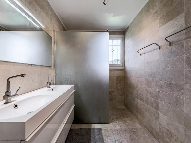 Villa for Sale in Mougins, Mougins, Valbonne, Grasse Area 9