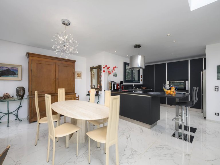 Villa for Sale in Mougins, Mougins, Valbonne, Grasse Area 13